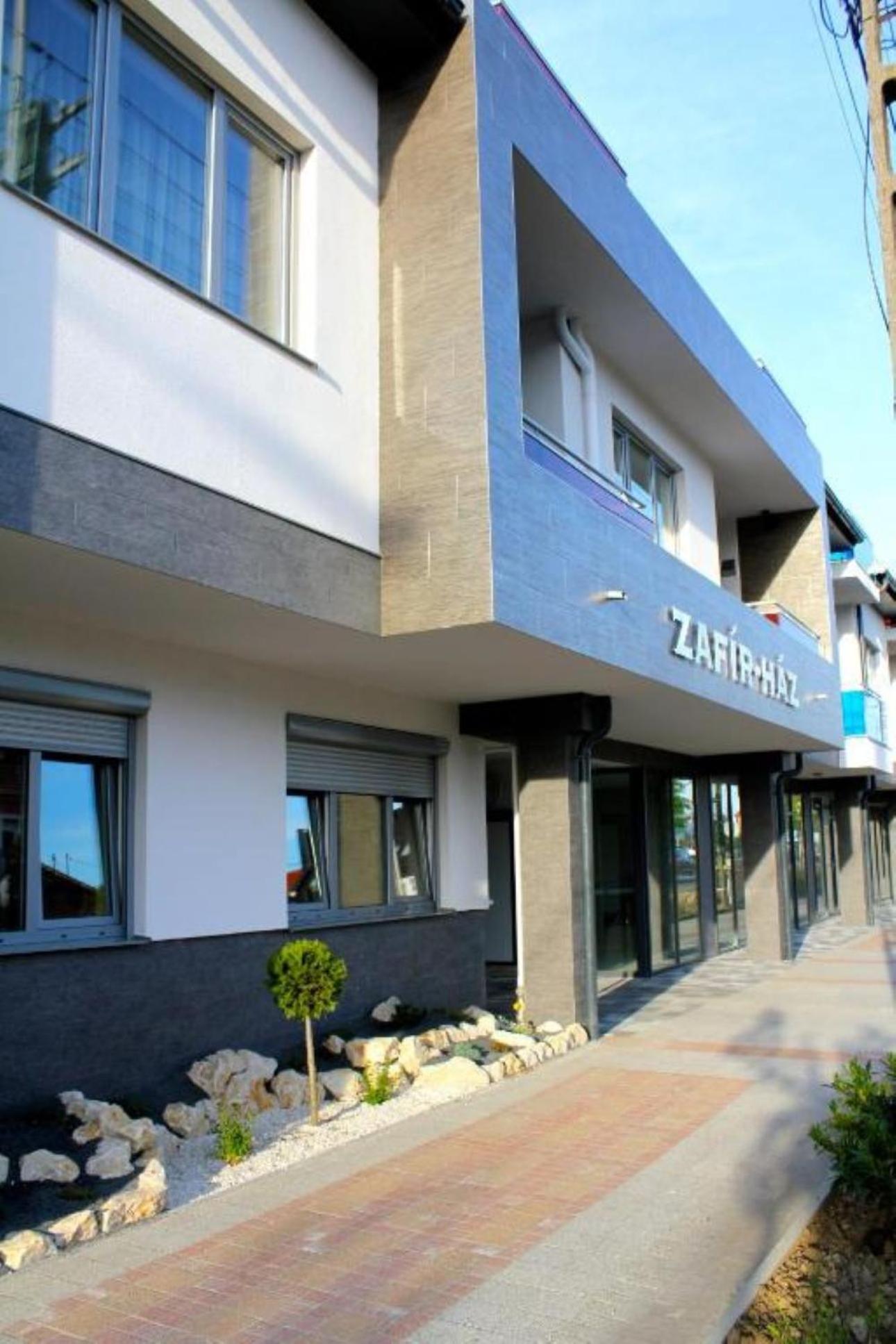 Zafir Apartman Sárvár Eksteriør bilde